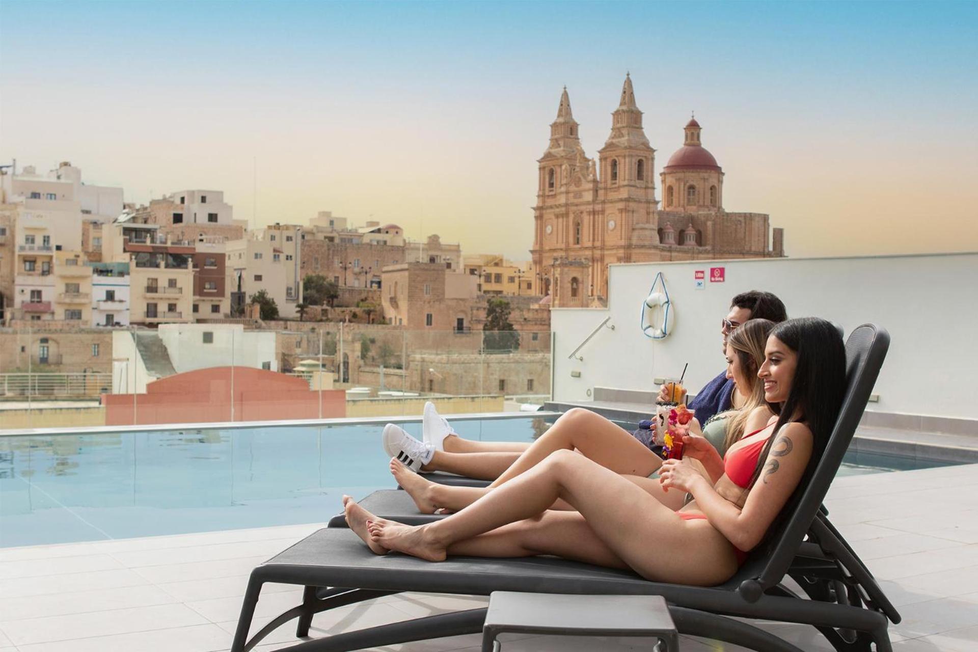 Pergola Hotel & Spa Mellieha Luaran gambar